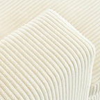 Sillón tapizado grande color beige, tela de felpa, con capacidad para 1 o 2 personas.