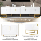 Mueble de TV blanco y dorado, 4 puertas con patrón geométrico, apto para televisores de hasta 80"